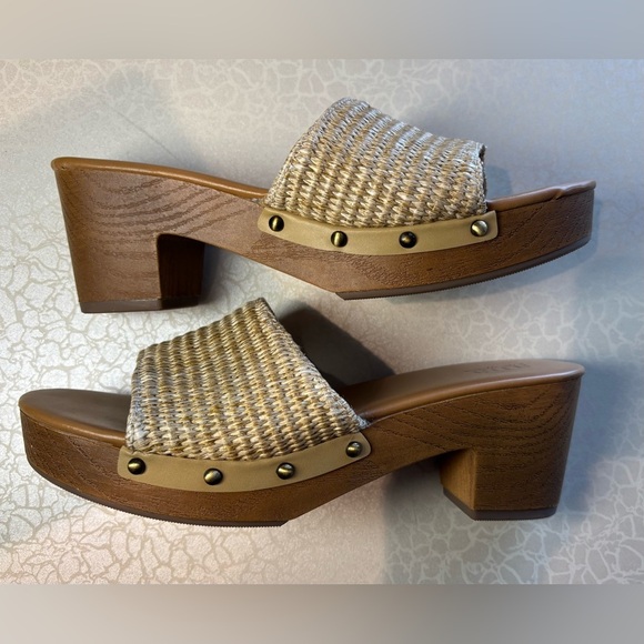 a.n.a. | Womens Robinson Heeled Sandals. Size: 8 - Picture 6 of 15